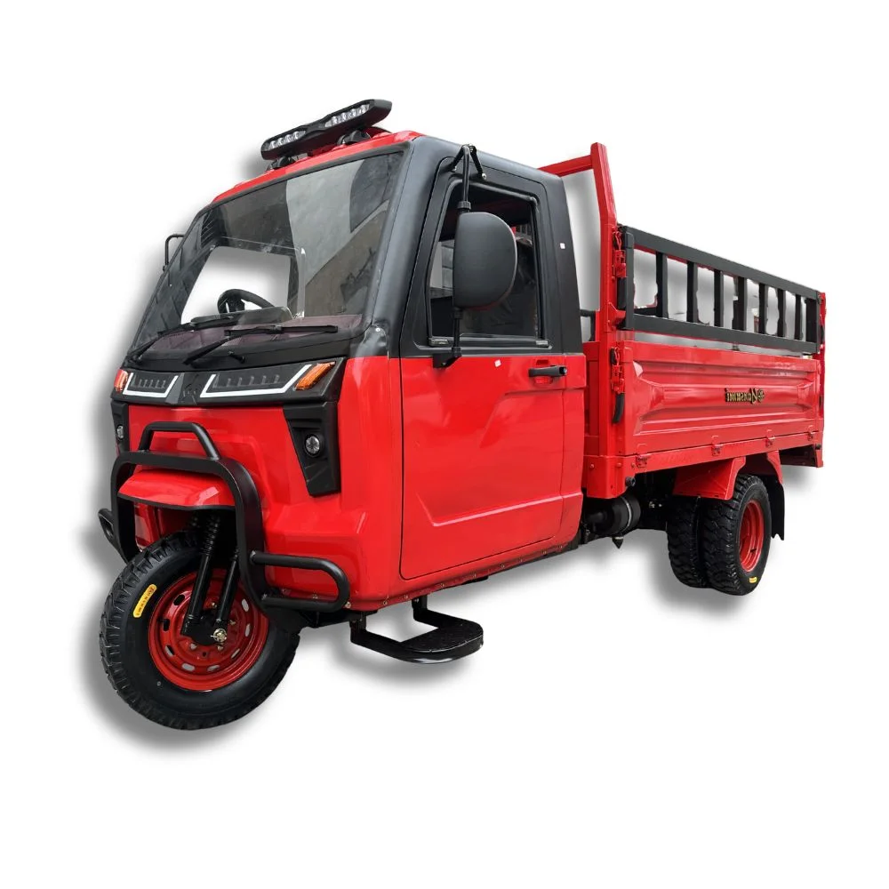 Venta de carguero con timón de carro y motor 400cc de la marca Yansumi.